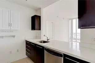 90 SW 3rd St, Miami, FL 33130 - Photo 18