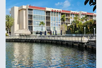 2001 Atlantic Shores Blvd #409, Hallandale Beach, FL 33009 - Photo 2