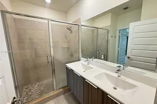 4802 NW 83rd Path, Doral, FL 33166 - Photo 16