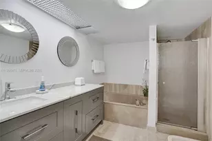 1717 N Bayshore Dr, Miami, FL 33132 - Photo 12