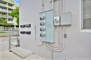 600 NW 25th Ct, Miami, FL 33125 - Photo 12