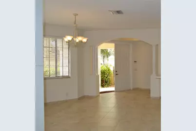 1591 Passion Vine Cir #10-2, Weston, FL 33326 - Photo 4