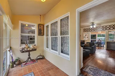 1340 Jackson St, Hollywood, FL 33019 - Photo 6