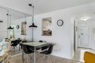 8861 Sunrise Lakes Blvd, Sunrise, FL 33322 - Photo 12