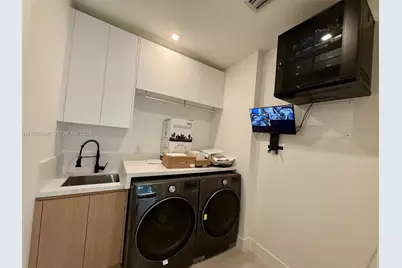 3200 Thomas Ave, Miami, FL 33133 - Photo 32