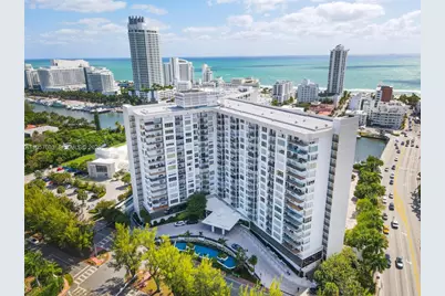 4101 Pine Tree Dr #828, Miami Beach, FL 33140 - Photo 62