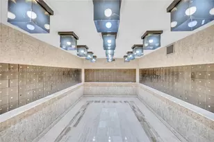 4101 Pine Tree Dr, Miami Beach, FL 33140 - Photo 40