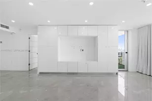 4101 Pine Tree Dr, Miami Beach, FL 33140 - Photo 10