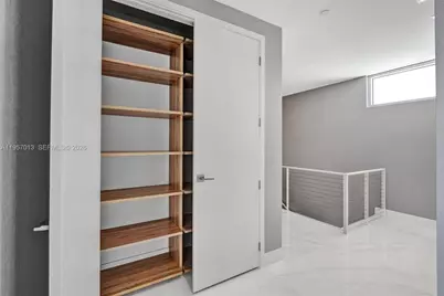 3750 Yacht Club Dr #TH1, Aventura, FL 33180 - Photo 50