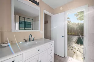 10873 NW 10th Pl, Coral Springs, FL 33071 - Photo 14