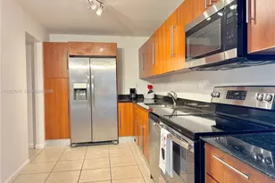 3000 S Ocean Dr, Hollywood, FL 33019 - Photo 10