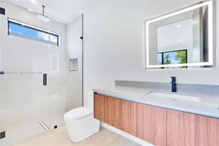 2661 Johnson St, Hollywood, FL 33020 - Photo 14