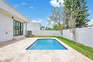2661 Johnson St, Hollywood, FL 33020 - Photo 22