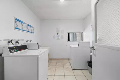 2655 Collins Ave #1106, Miami Beach, FL 33140 - Photo 50