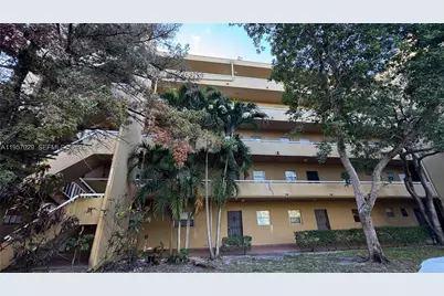 4111 Stirling Rd #102, Dania Beach, FL 33314 - Photo 2