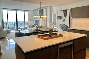 88 SW 7th St, Miami, FL 33131 - Photo 2