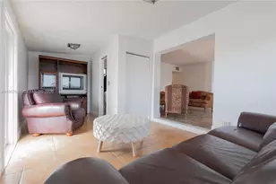 4420 SW 114th Ct, Miami, FL 33165 - Photo 4