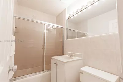 4420 SW 114th Ct, Miami, FL 33165 - Photo 12