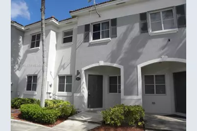 1617 SE 30th St, Homestead, FL 33035 - Photo 1