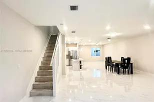 10420 NW 67th St, Doral, FL 33178 - Photo 8