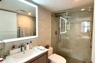 770 Claughton Island Dr, Miami, FL 33131 - Photo 30