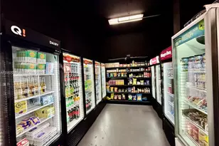 770 Claughton Island Dr, Miami, FL 33131 - Photo 38