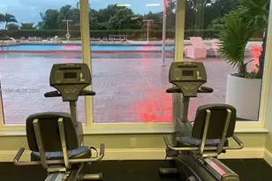 3180 S Ocean Dr, Hallandale Beach, FL 33009 - Photo 22