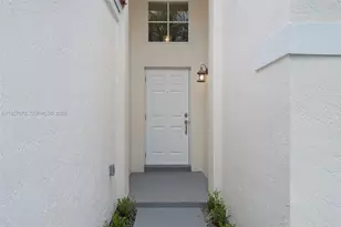 332 Bridgeton Rd, Weston, FL 33326 - Photo 4