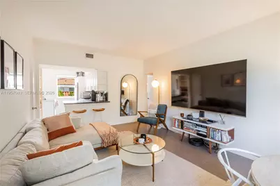 728 Lenox Ave #A8, Miami Beach, FL 33139 - Photo 1