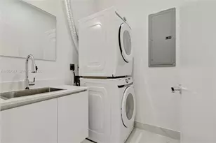 700 NE 24th St, Miami, FL 33137 - Photo 36