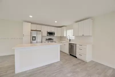 610 N 31st Ct #610, Hollywood, FL 33021 - Photo 4