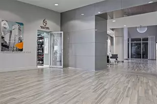 1750 N Bayshore Dr, Miami, FL 33132 - Photo 10