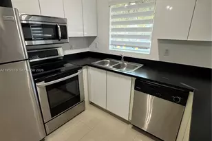 8035 Crespi Blvd, Miami Beach, FL 33141 - Photo 4