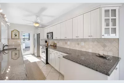 230 Jolly Roger Dr, Key Largo, FL 33037 - Photo 26