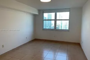 31 SE 5th St, Miami, FL 33131 - Photo 14