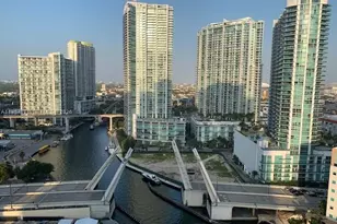 31 SE 5th St, Miami, FL 33131 - Photo 28