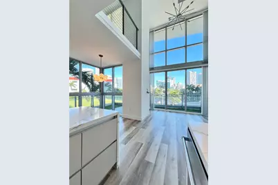 90 SW 3rd St #TH300A, Miami, FL 33130 - Photo 6