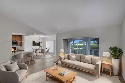 815 W Boynton Beach Boulevard #7-204, Boynton Beach, FL 33426 - Photo 4