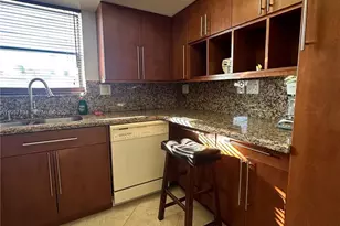 1334 Collins Ave, Miami Beach, FL 33139 - Photo 18