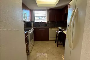 1334 Collins Ave, Miami Beach, FL 33139 - Photo 16