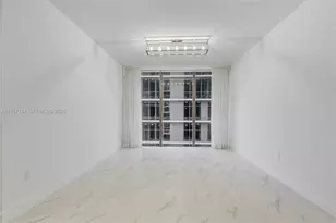 700 NE 24th St, Miami, FL 33137 - Photo 14