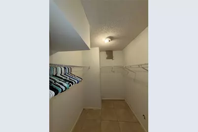 8712 NW 108th Ln #8712, Hialeah Gardens, FL 33018 - Photo 14