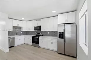 1400 NE 43rd Ct, Pompano Beach, FL 33064 - Photo 2