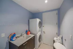 3250 NE 188th St, Aventura, FL 33180 - Photo 28