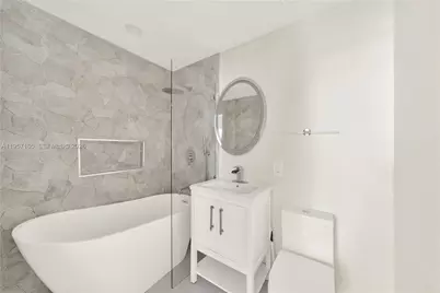 610 8th St #102R, Miami Beach, FL 33139 - Photo 22