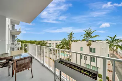 2100 Van Buren St #421, Hollywood, FL 33020 - Photo 8
