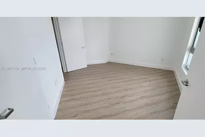 350 S Miami Ave #2011, Miami, FL 33130 - Photo 6