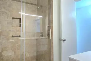 5300 Washington St, Hollywood, FL 33021 - Photo 8