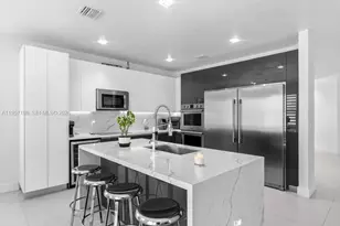 10023 NW 89th Terrace, Doral, FL 33178 - Photo 18