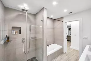 1080 NE 104th St, Miami Shores, FL 33138 - Photo 24